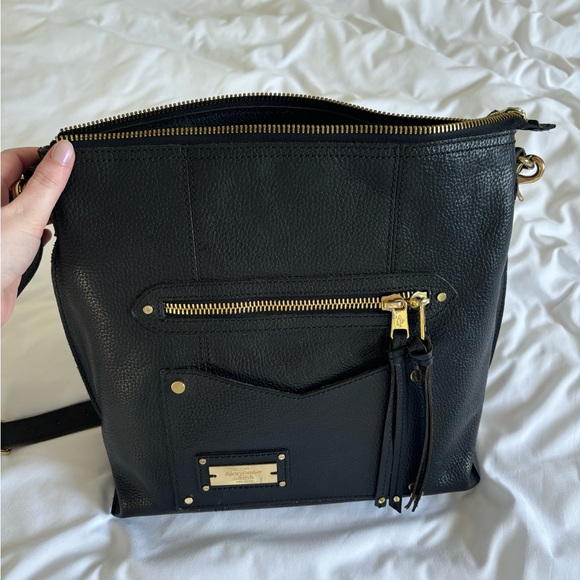 Abercrombie & Fitch Black Leather Bag Pebbled Gold Accents Purse - Picture 2 of 4